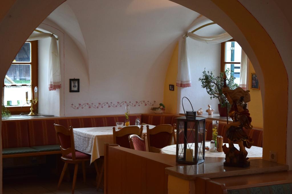 קינדינג Hotel Zum Braeu מראה חיצוני תמונה