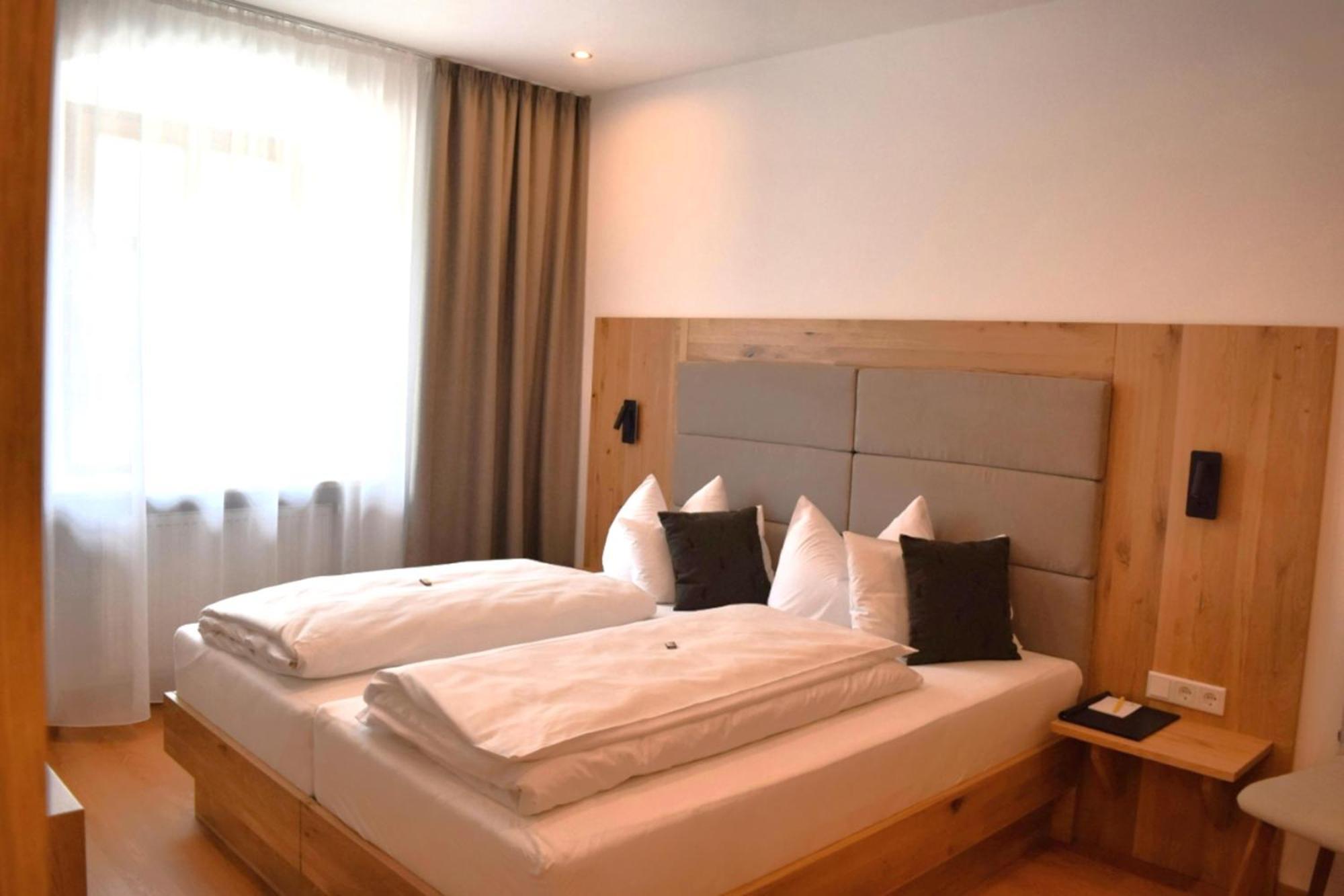 קינדינג Hotel Zum Braeu מראה חיצוני תמונה