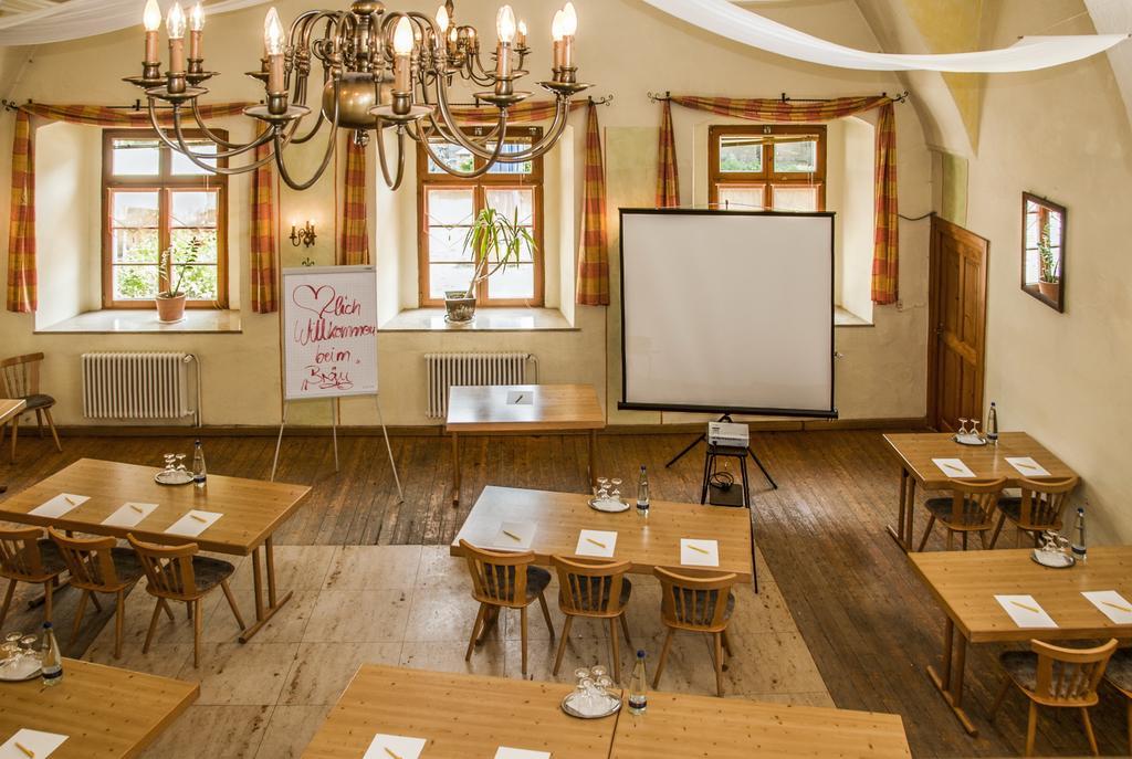 קינדינג Hotel Zum Braeu מראה חיצוני תמונה