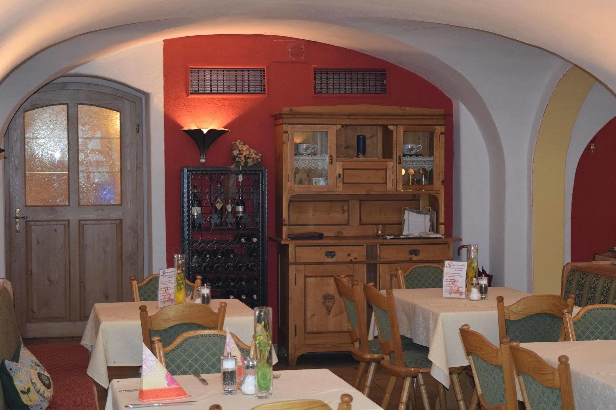 קינדינג Hotel Zum Braeu מראה חיצוני תמונה