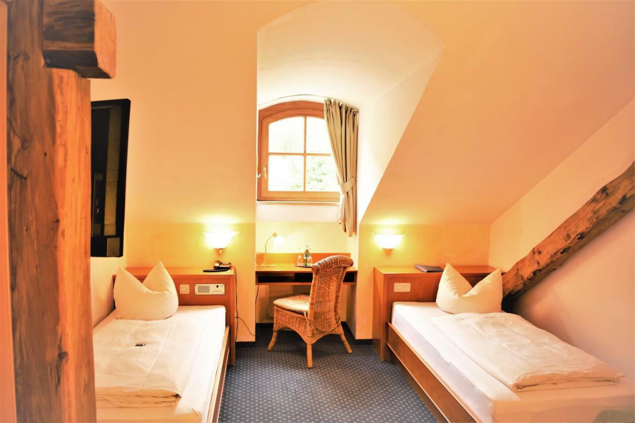 קינדינג Hotel Zum Braeu מראה חיצוני תמונה