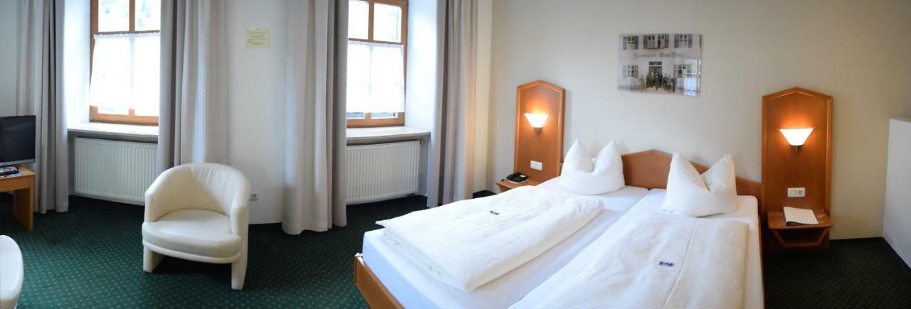 קינדינג Hotel Zum Braeu מראה חיצוני תמונה