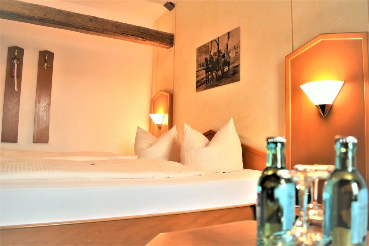 קינדינג Hotel Zum Braeu מראה חיצוני תמונה
